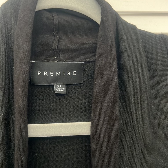 premise black sweater - Picture 2 of 2